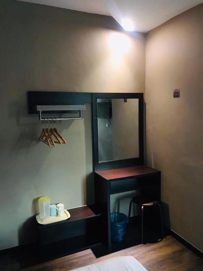 Highway Times Inn Hotel Ίπο Εξωτερικό φωτογραφία